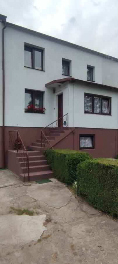 Pokoje Goscinne U Slawka Ustka Exterior foto